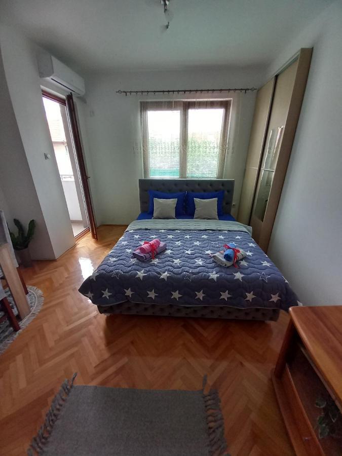 Ferienwohnung Luka Lux Ni Exterior foto