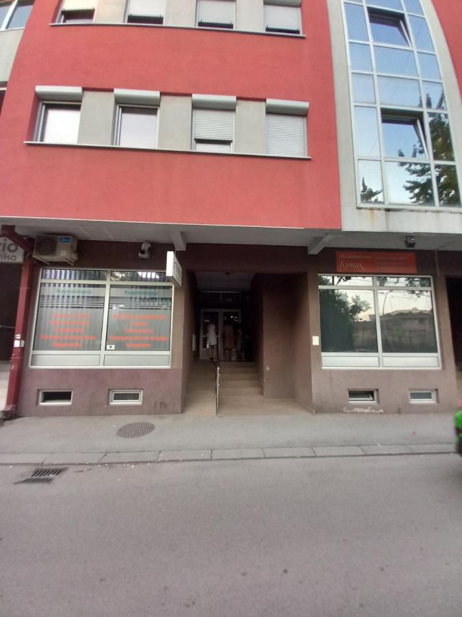 Ferienwohnung Luka Lux Ni Exterior foto