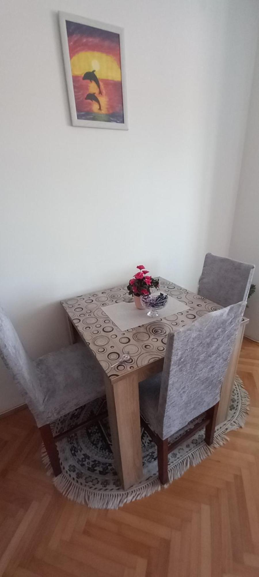 Ferienwohnung Luka Lux Ni Exterior foto