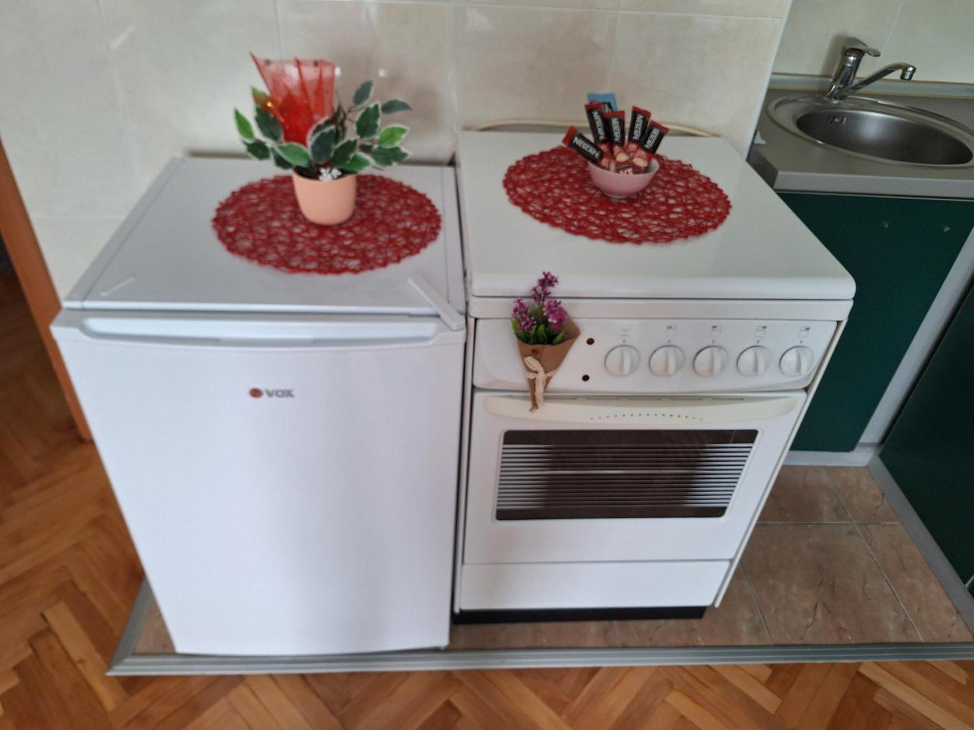 Ferienwohnung Luka Lux Ni Exterior foto